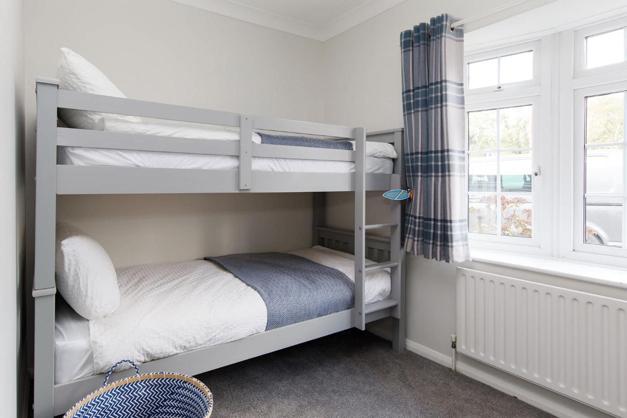 Spacious Home For 8 In Witterings - Walk To Beach East Wittering Exteriör bild